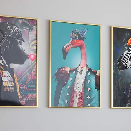 아파트 Exceptional For 3 People Near Pge By Renters *