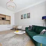 Apartment Exceptional For 3 People Near Pge By Renters Warsaw